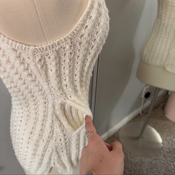 Vintage Hand Knit Sweater Vest - Picture 5 of 8